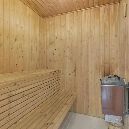 Stunning In With Kitchen *