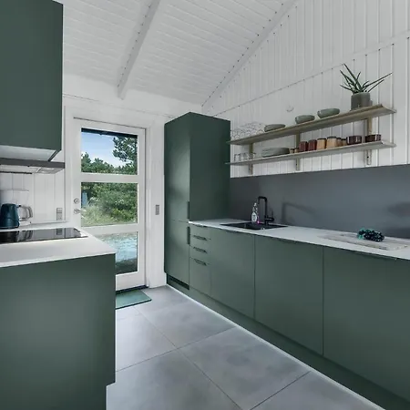 Stunning In With Kitchen *