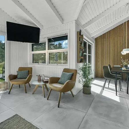 Stunning In With Kitchen *